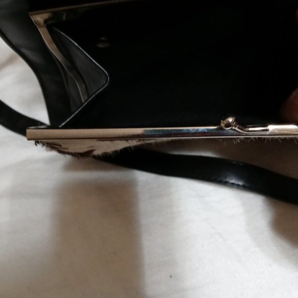 Vintage black and cow hide awesome "cool" purse - Picture 4 of 7